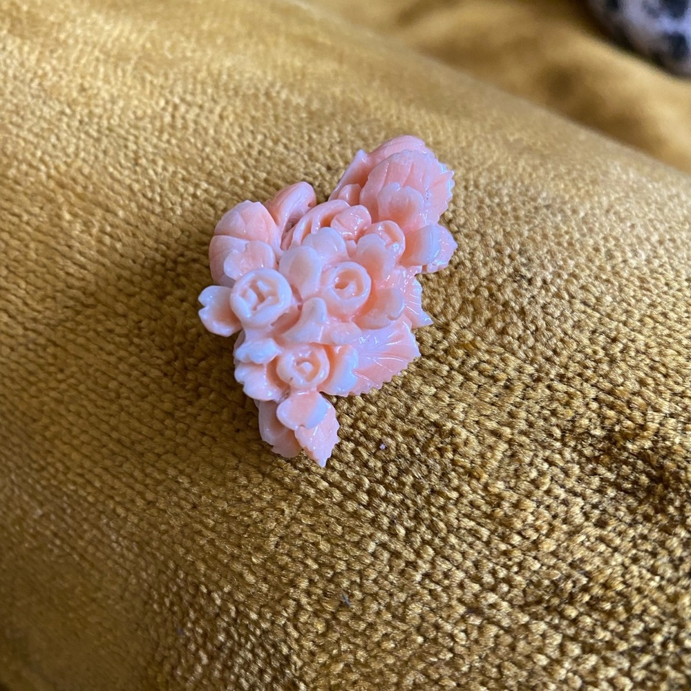 Beautiful natural loose floral carved Coral - Picture 1 of 4